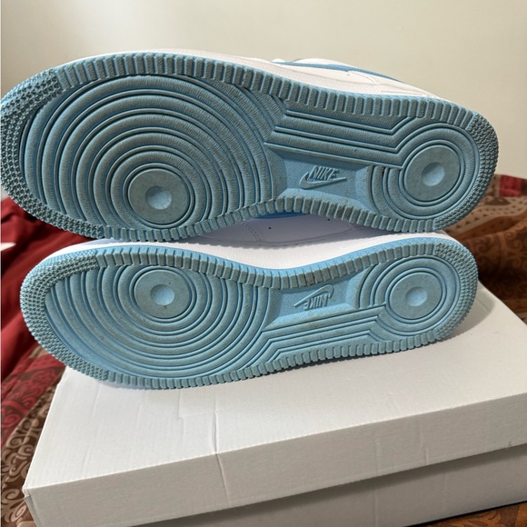 Nike Air Force 1 - Picture 9 of 9